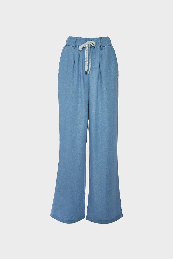 Παντελόνα σε όψη denim