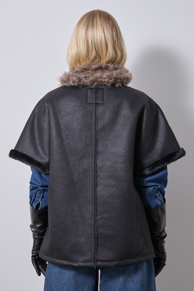 Leather look γιλέκο με γούνα