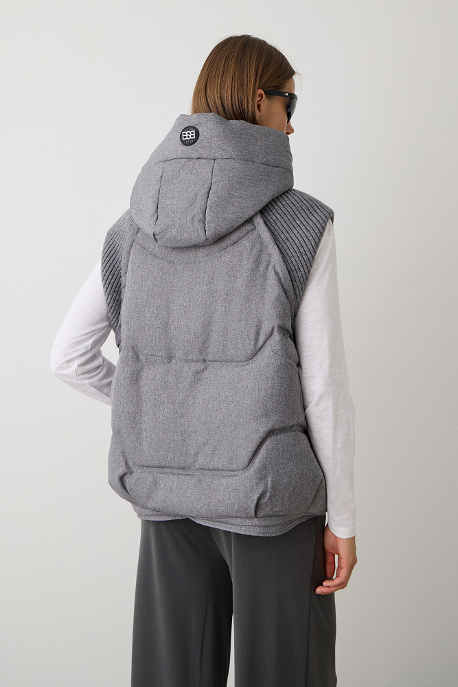 Puffer γιλέκο με κουκούλα