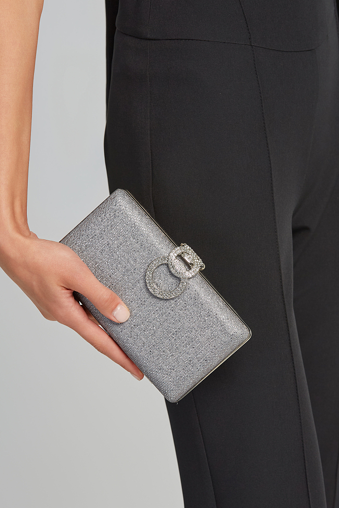 Clutch lurex τσαντάκι σε ασημί απόχρωση