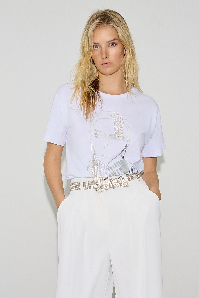 T-shirt με τύπωμα και κρεμαστά στρας