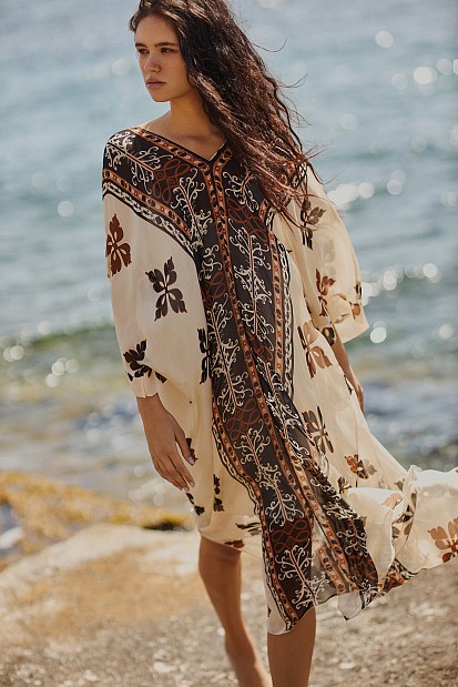 Μάξι εμπριμέ V-neck καφτάνι