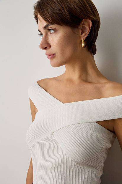 Ribbed τοπ με κρουαζέ τιράντες