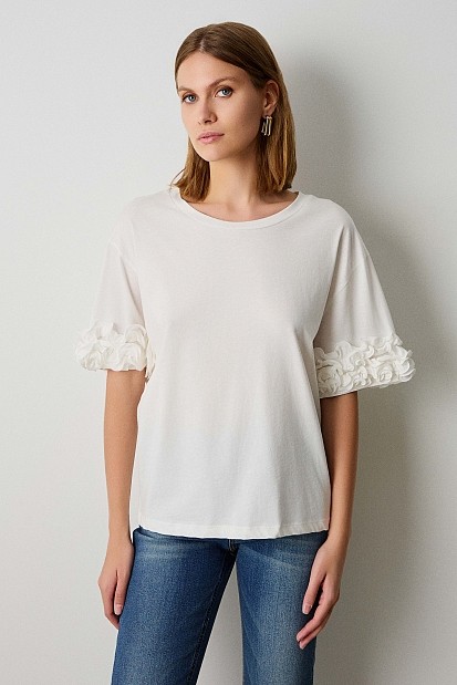 Oversized t-shirt με βολάν στα μανίκια