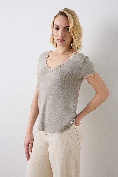 Βασικό τοπ V-neck