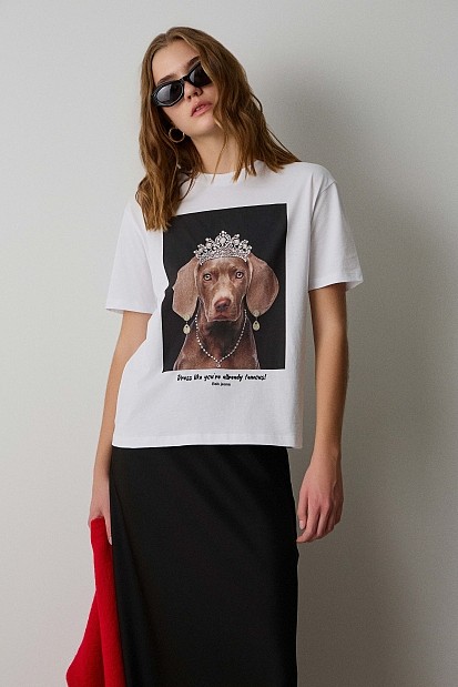 T-shirt με τύπωμα και στρας