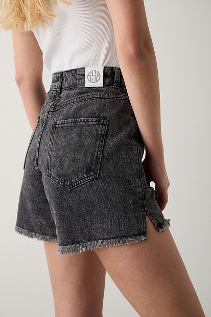 Rowena denim σορτς με κέντημα