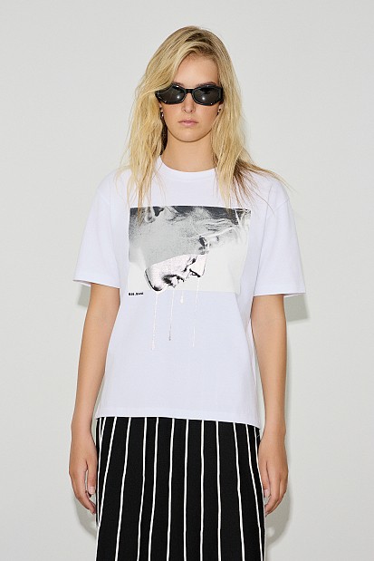 T-shirt με τύπωμα και foil λεπτομέρειες