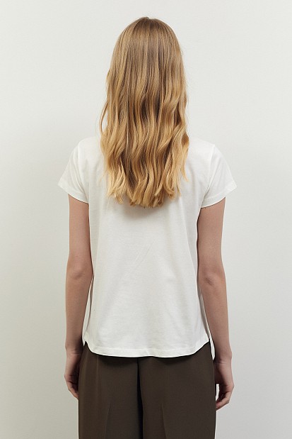 T-shirt με ανάγλυφο logo