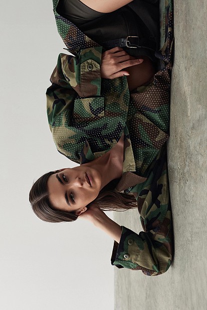 Συλλεκτικό military τζάκετ με στρας