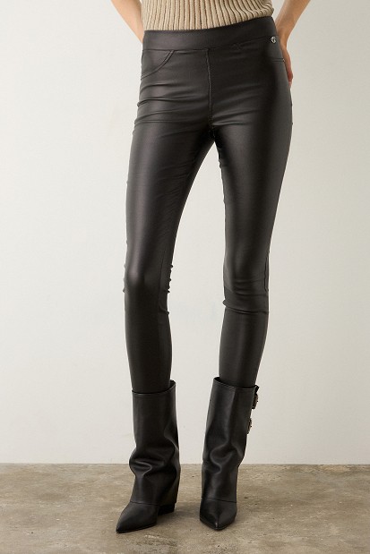 Leather look κολάν με τσέπες