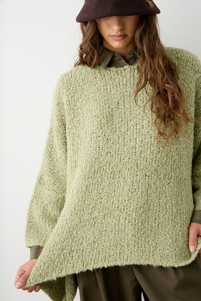 Πουλόβερ μπουκλέ oversized