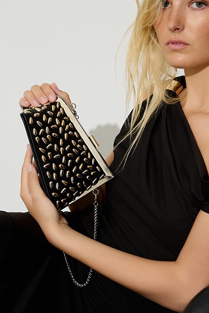 Clutch με τρουκς