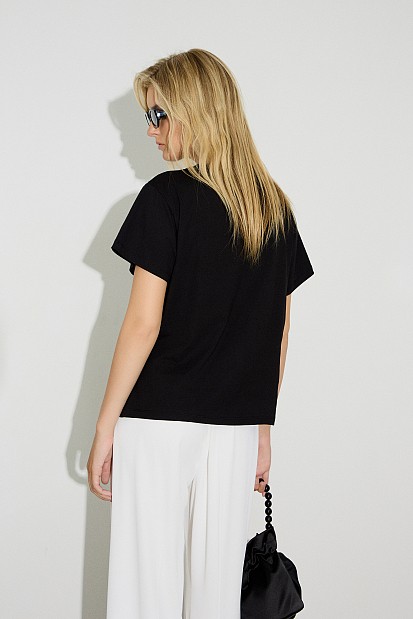 T-shirt με τύπωμα και κρεμαστά στρας