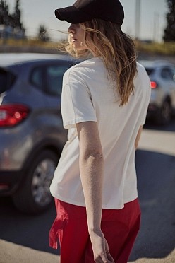 T-shirt με foil τύπωμα