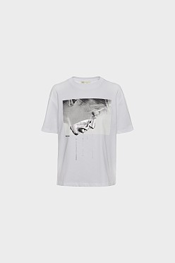 T-shirt με τύπωμα και foil λεπτομέρειες