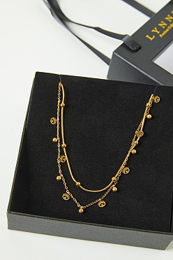 Αλυσίδα με charms σε χρυσή οψη