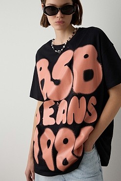 Oversized t-shirt με τύπωμα