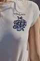 T-shirt με τύπωμα στην πλάτη