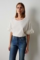 Oversized t-shirt με βολάν στα μανίκια