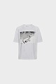 T-shirt με τύπωμα και foil λεπτομέρειες