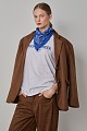 T-shirt με τύπωμα και φουλάρι
