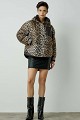 Animal print puffer μπουφάν