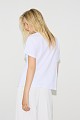 T-shirt με τύπωμα και κρεμαστά στρας